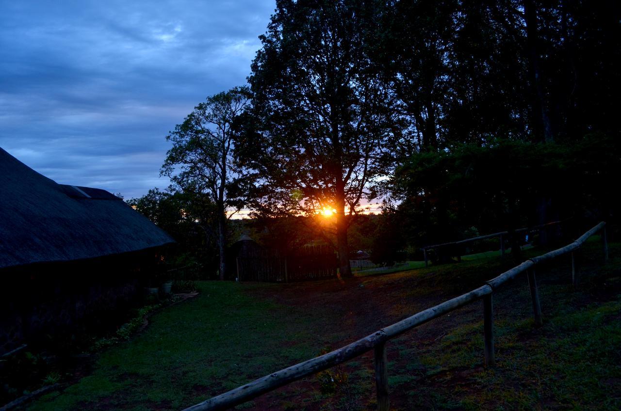 Vila Phezulu Safari Park Botha's Hill Exteriér fotografie